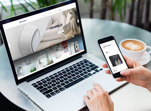 E-Commerce Websites